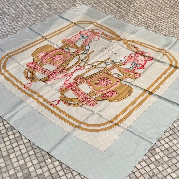Hermès Pale Blue Pink "Brides De Gala" 90cm Silk Square Scarf - Picture 8 of 9
